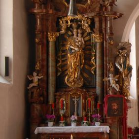 Altar1.jpg